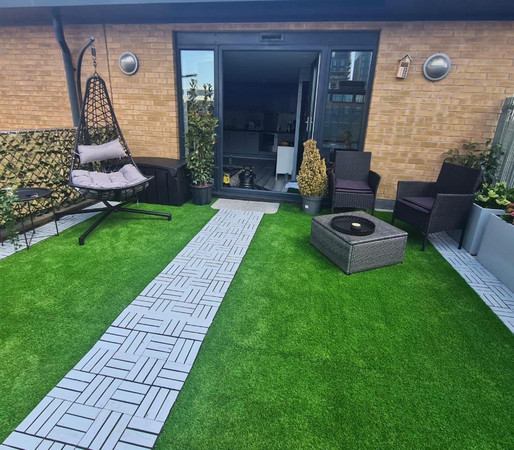 Ferienwohnung Luxury 9Ine Penthouse With Garden & Jacuzzi Birmingham Exterior foto