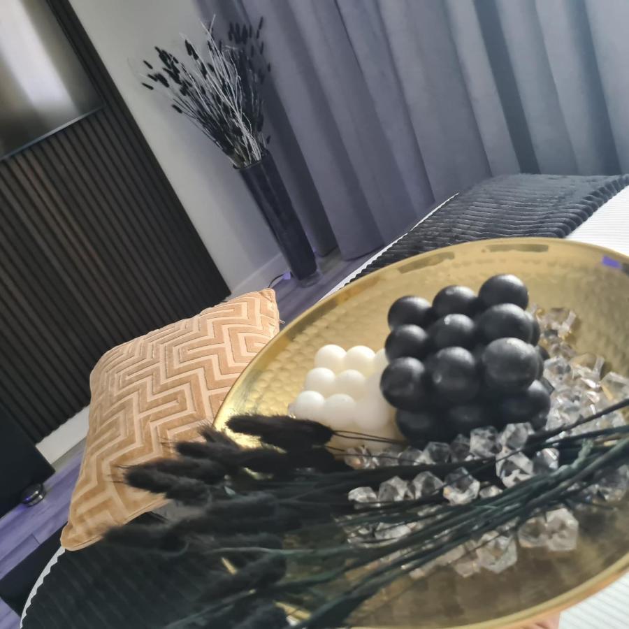 Ferienwohnung Luxury 9Ine Penthouse With Garden & Jacuzzi Birmingham Exterior foto