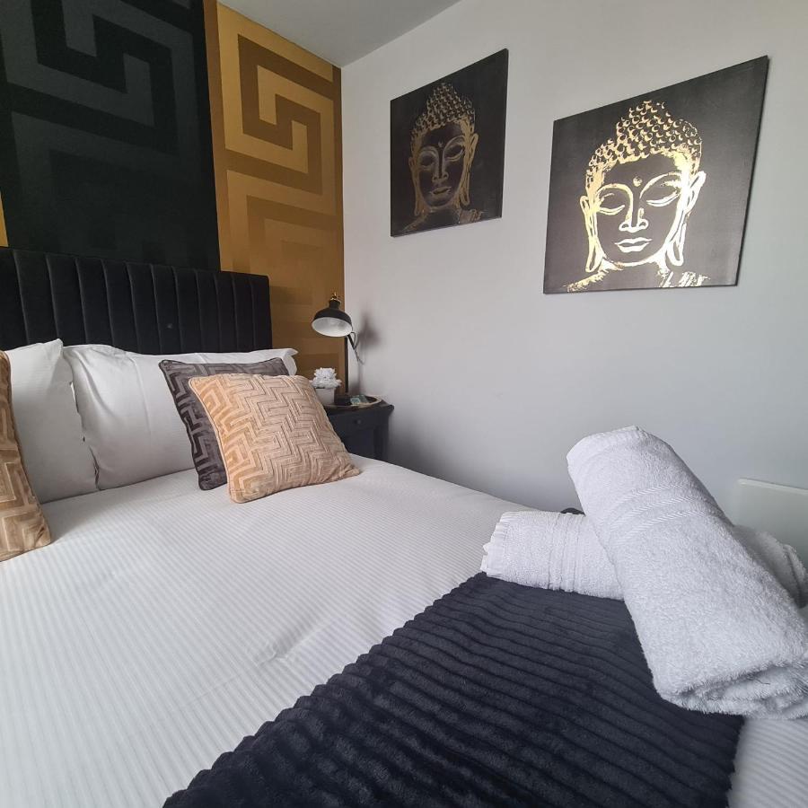 Ferienwohnung Luxury 9Ine Penthouse With Garden & Jacuzzi Birmingham Exterior foto