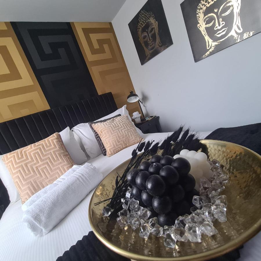 Ferienwohnung Luxury 9Ine Penthouse With Garden & Jacuzzi Birmingham Exterior foto