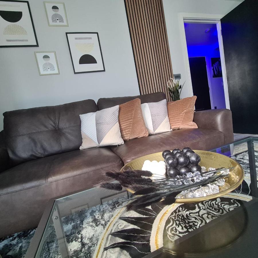 Ferienwohnung Luxury 9Ine Penthouse With Garden & Jacuzzi Birmingham Exterior foto