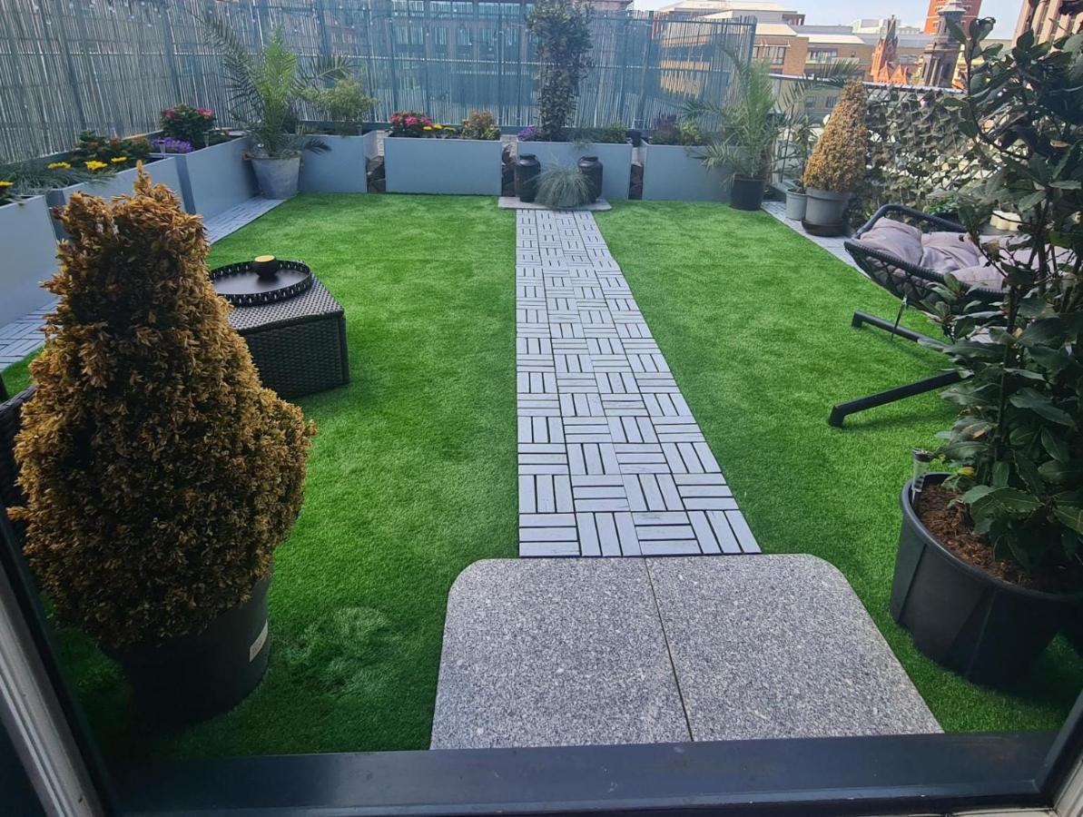 Ferienwohnung Luxury 9Ine Penthouse With Garden & Jacuzzi Birmingham Exterior foto